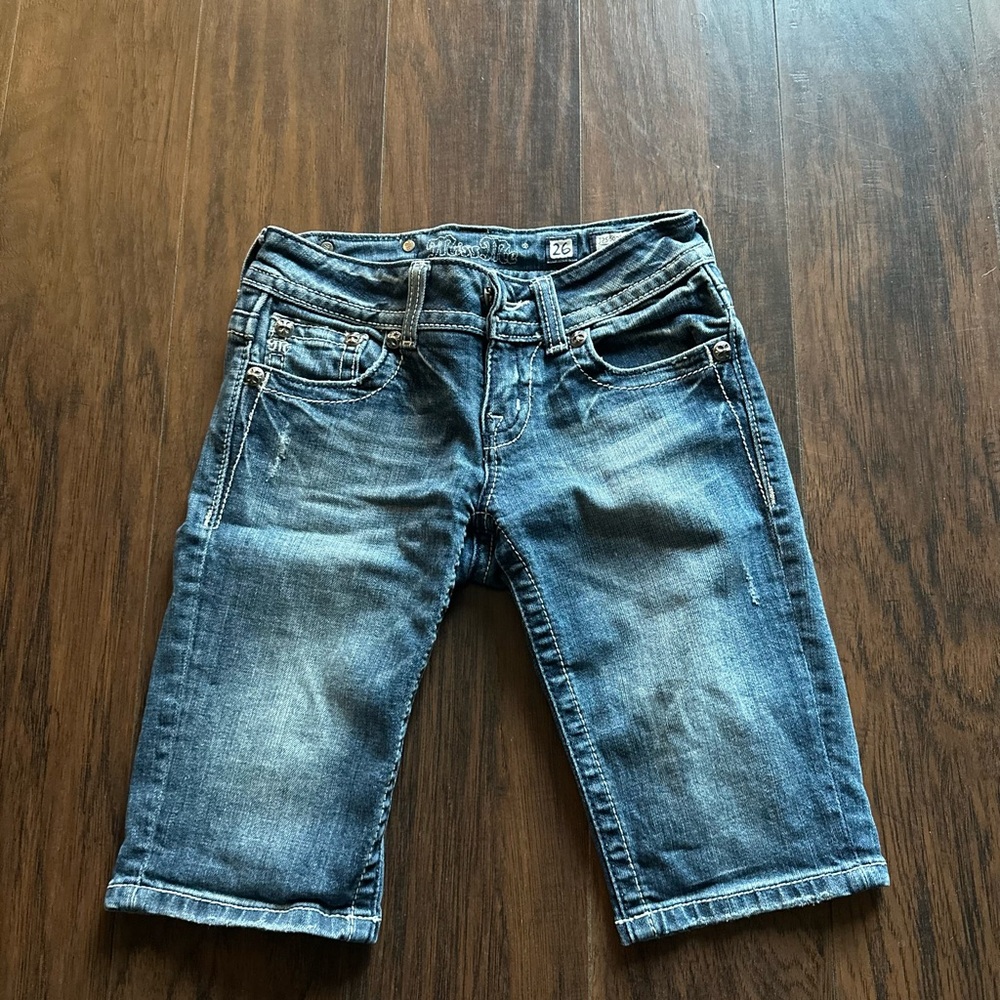 26” Miss Me Bermuda shorts